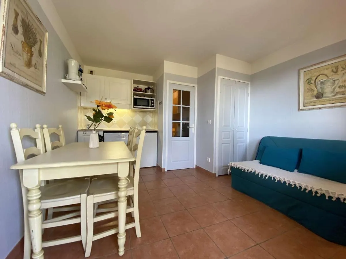 Les Issambres: Studio Cabine 4 Couchages, Clim, Piscine, Parking - Fr-1-226-84 Fransa