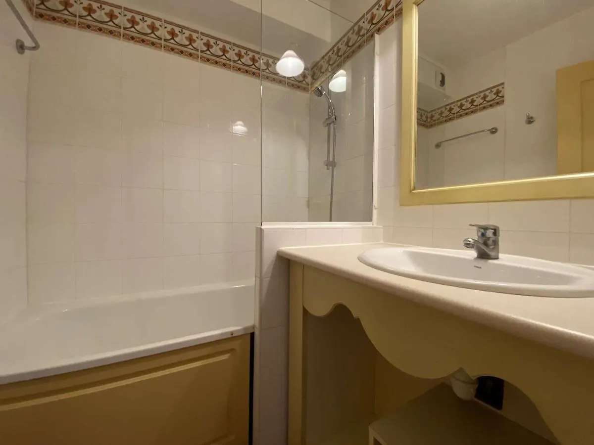 Les Issambres: Studio Cabine 4 Couchages, Clim, Piscine, Parking - Fr-1-226-84